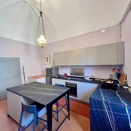 Dimora Palazzo Ubaldini Apartment *