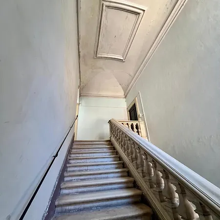 Dimora Palazzo Ubaldini Appartamento *